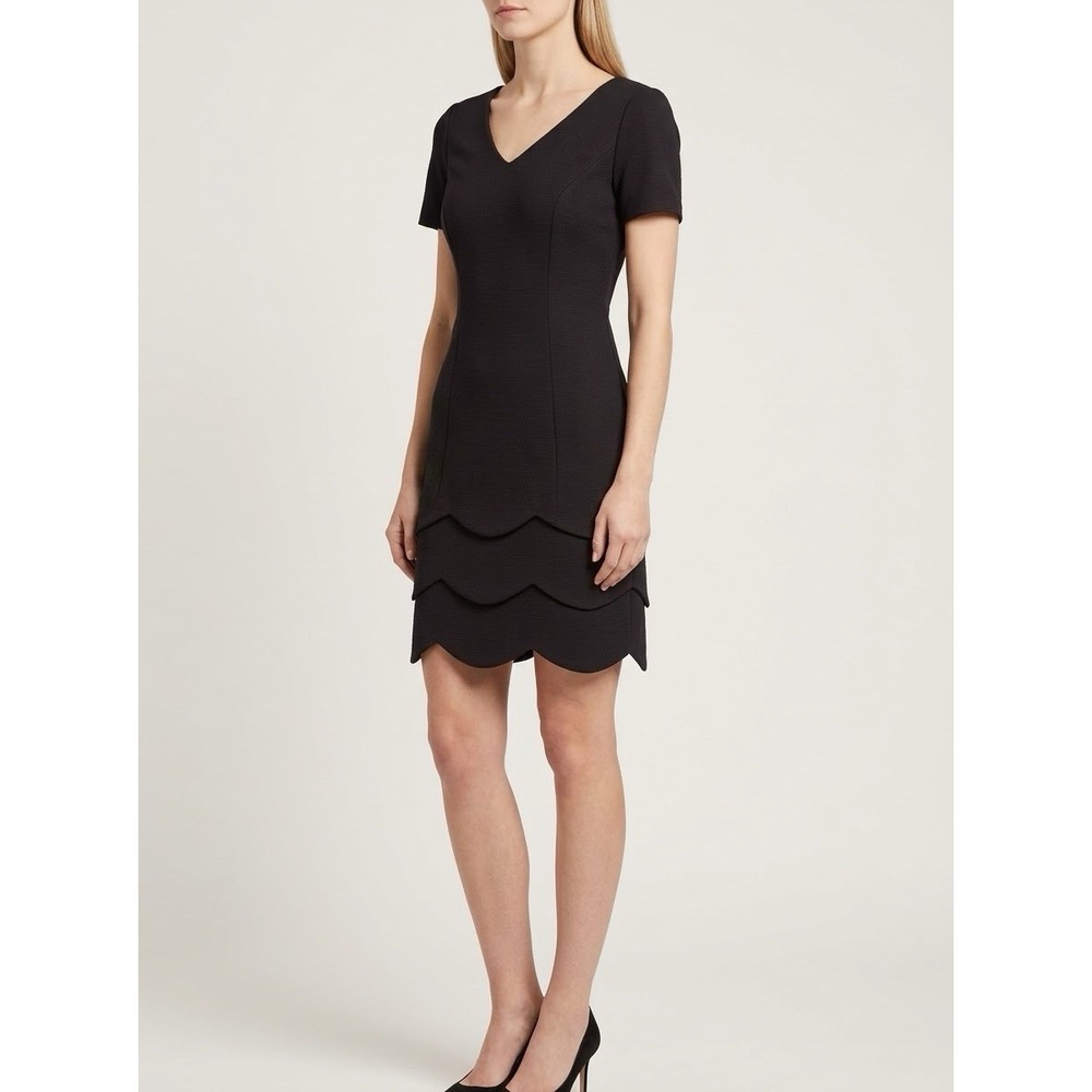 Carolina Herrera Dress Womens Small Black Scalloped Tiered Coquette Cocktail LBD